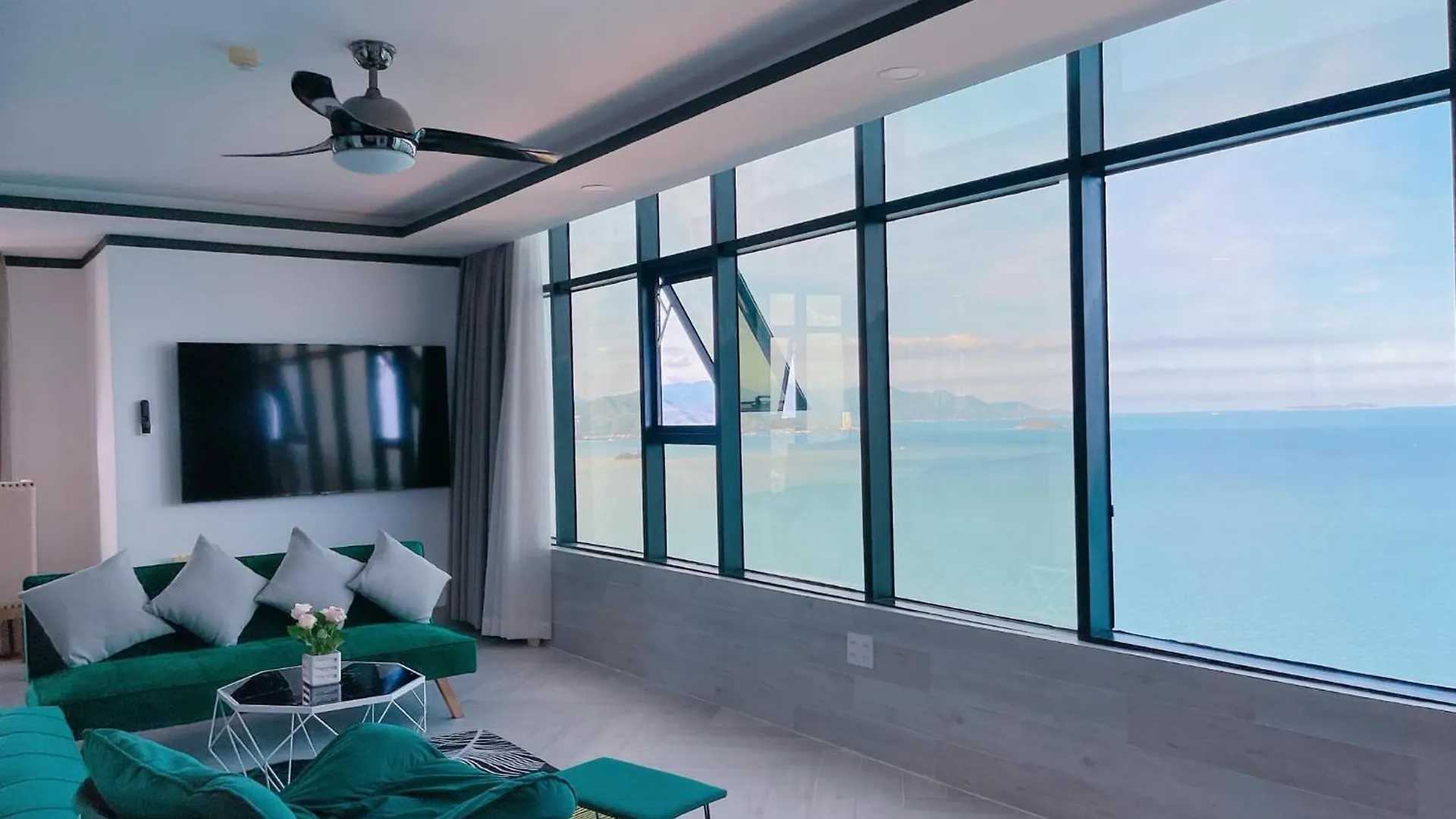 Sunflower Beach نها ترانج