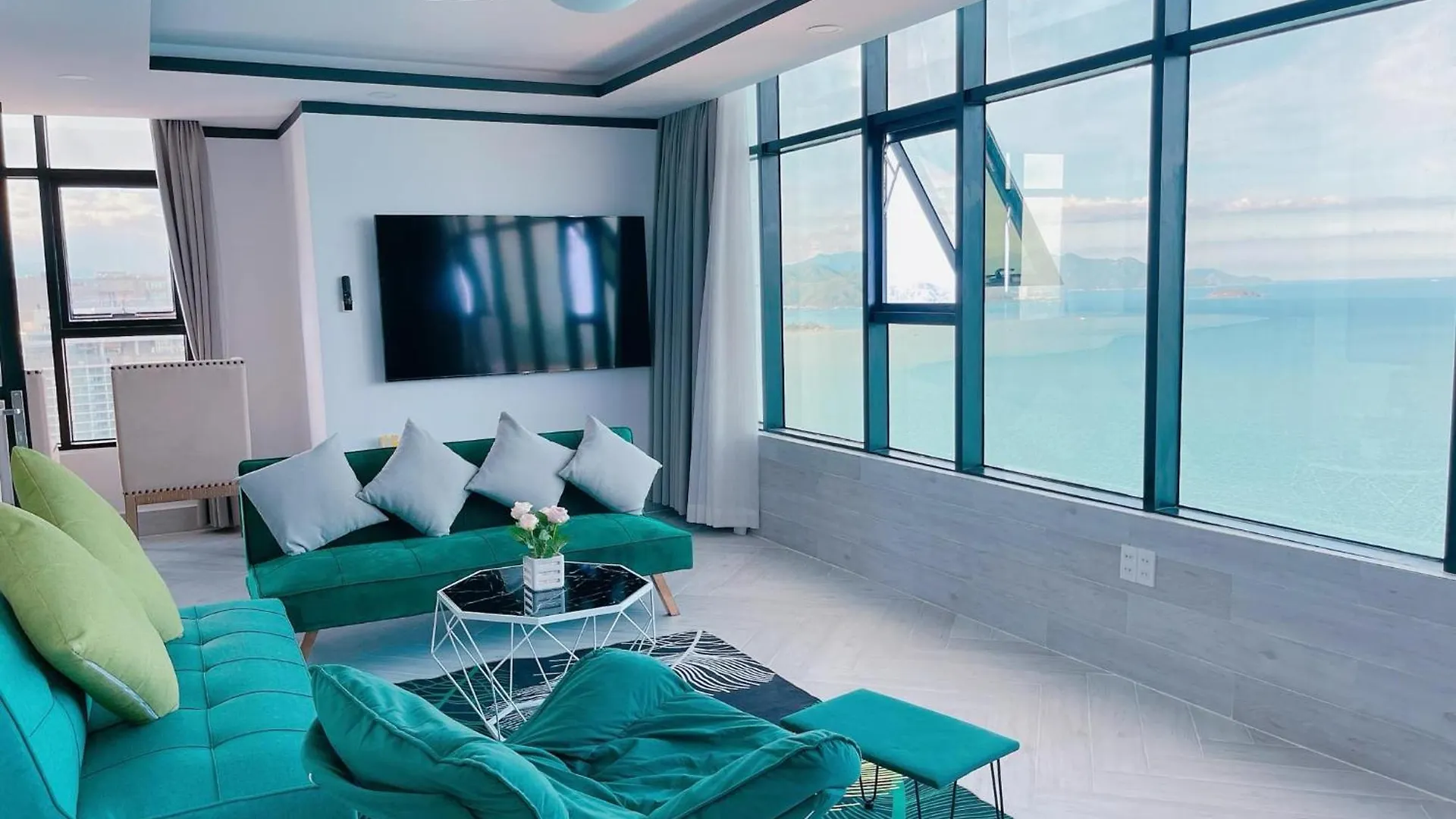 Sunflower Beach نها ترانج 0*,